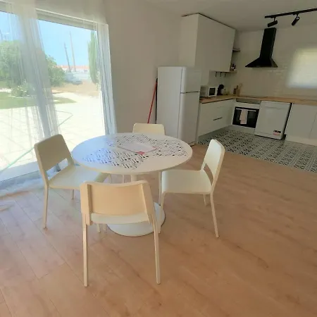 Caparica Cozy T2 With Pool Charneca Da Caparica Lisboa Appartement Barriga