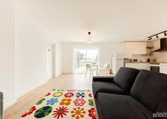 Caparica Cozy T2 With Pool Da Caparica Lisboa Lejlighed